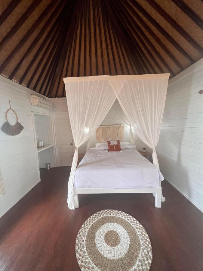 Mista Ceningan'S Beach Bungalows Previously The Kubu 221 Nusa Lembongan  Ngoại thất bức ảnh