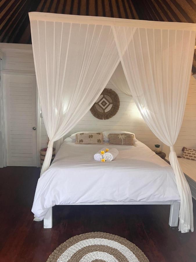 Mista Ceningan'S Beach Bungalows Previously The Kubu 221 Nusa Lembongan  Ngoại thất bức ảnh