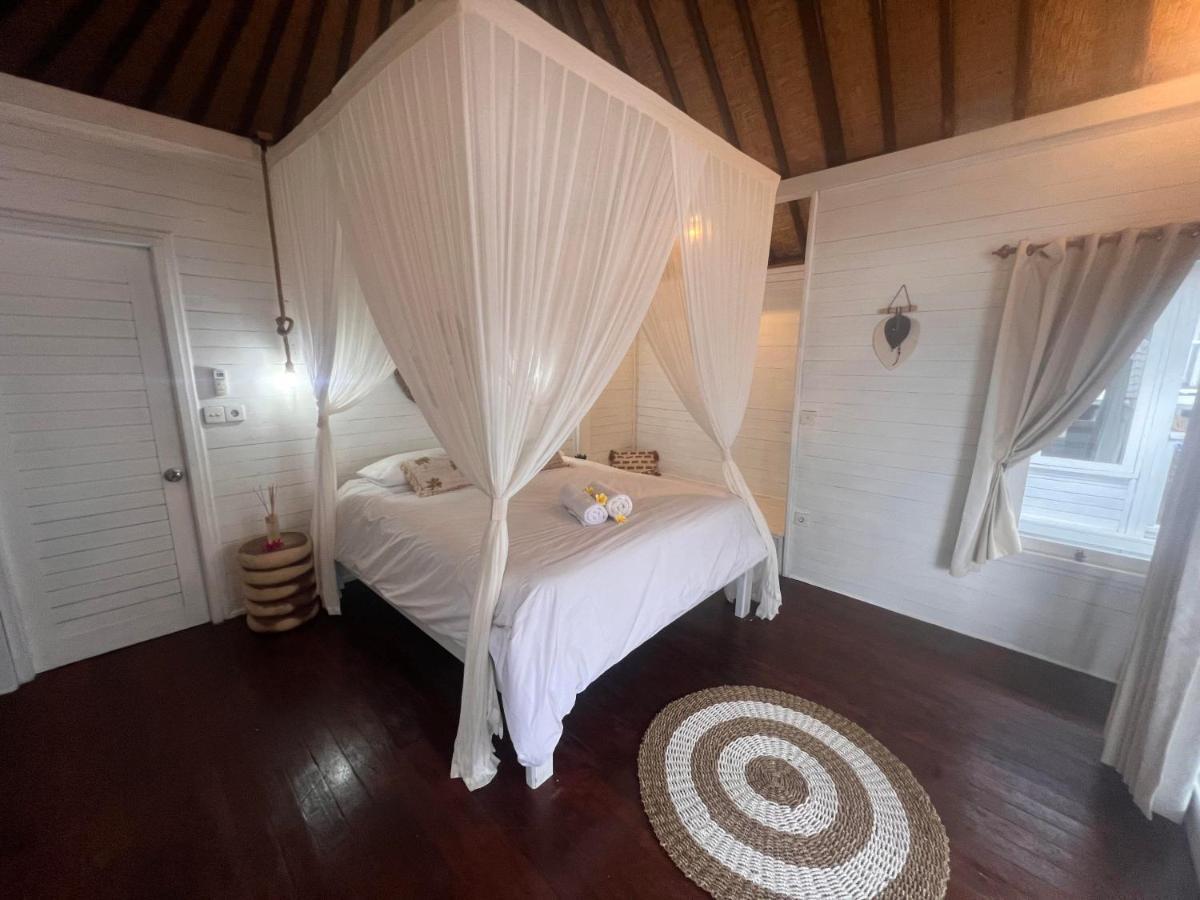 Mista Ceningan'S Beach Bungalows Previously The Kubu 221 Nusa Lembongan  Ngoại thất bức ảnh