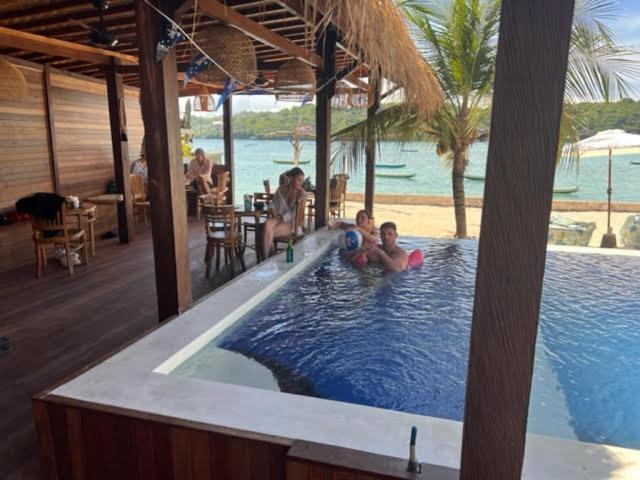 Mista Ceningan'S Beach Bungalows Previously The Kubu 221 Nusa Lembongan  Ngoại thất bức ảnh